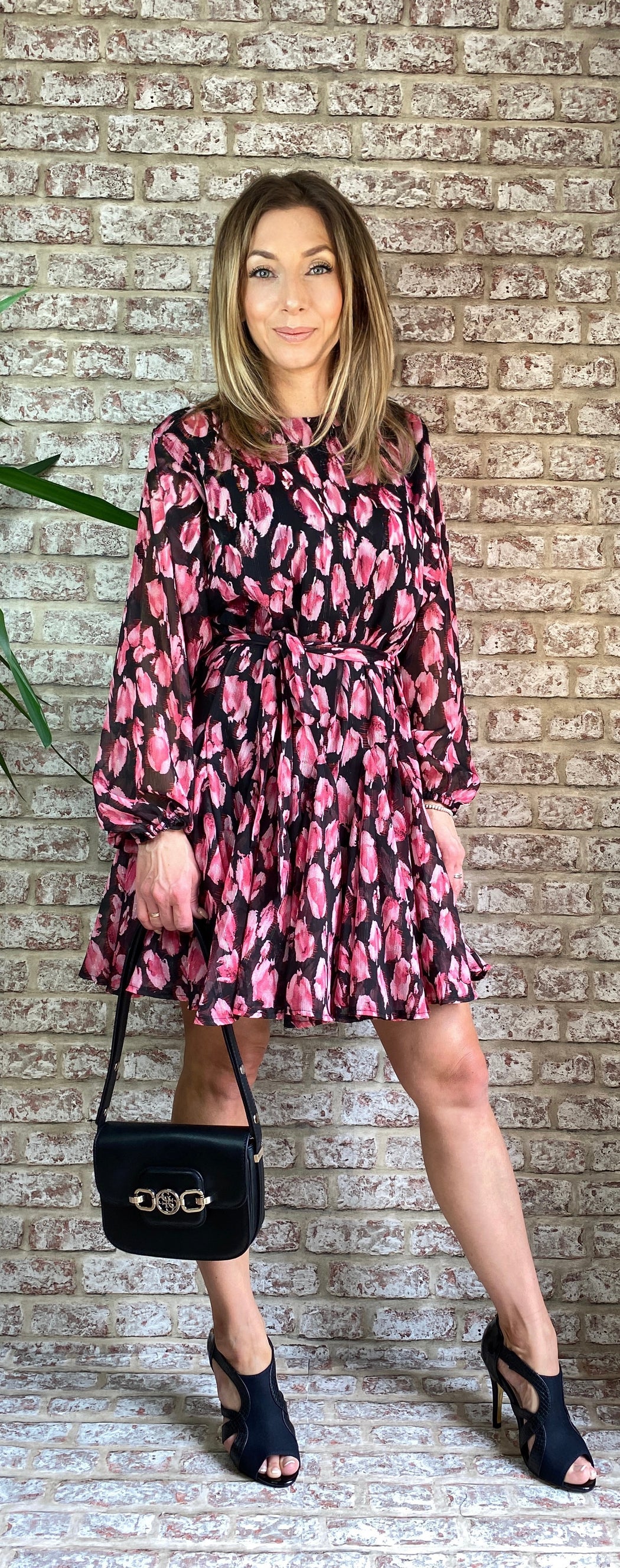 Black red Ivivi floral dress