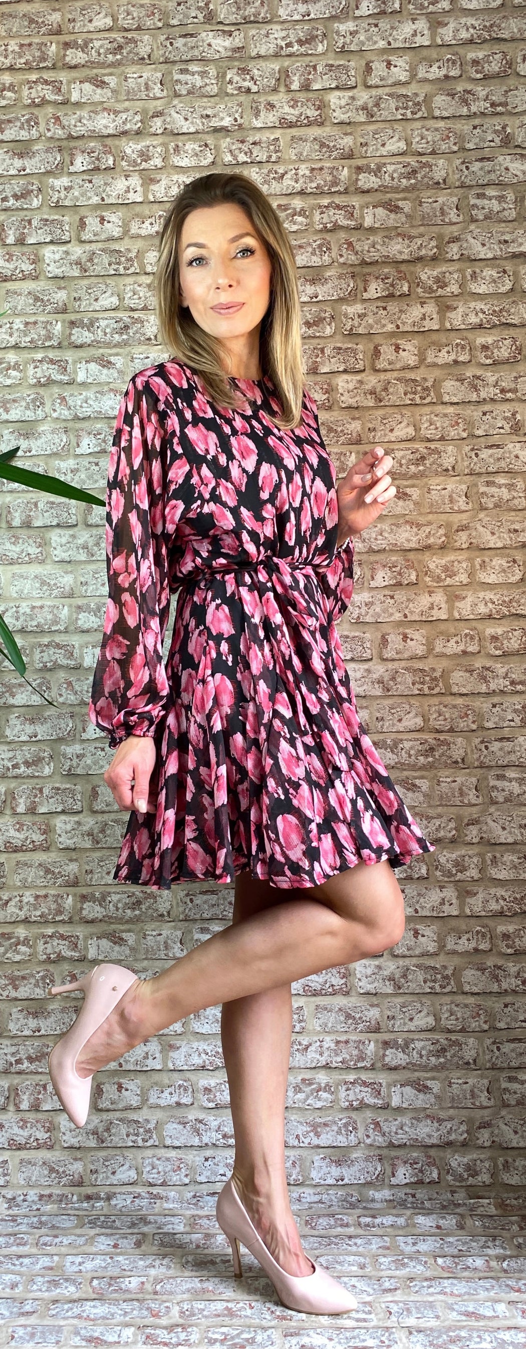 Black red Ivivi floral dress