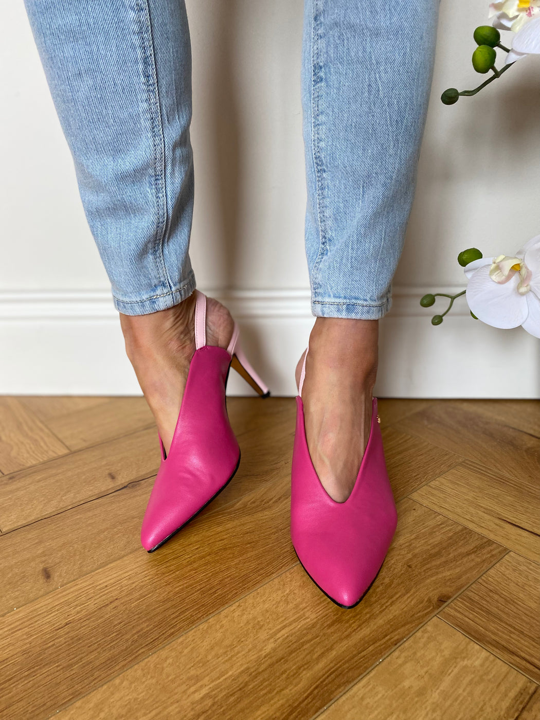 Magenta slide melton heels