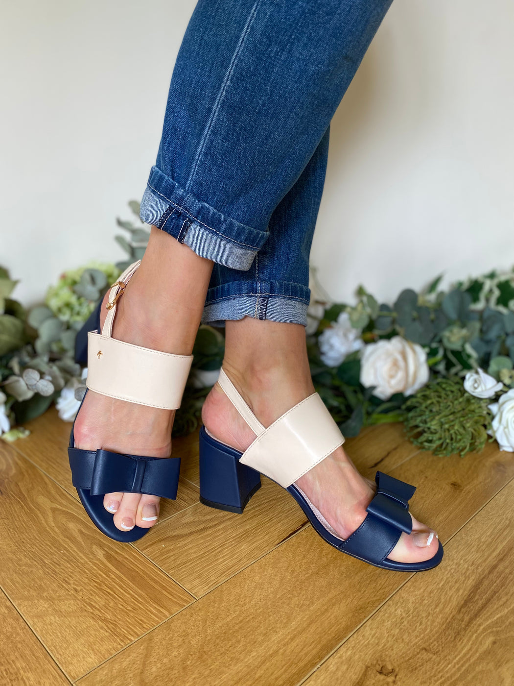 Brecon Lake shore navy nude  heels
