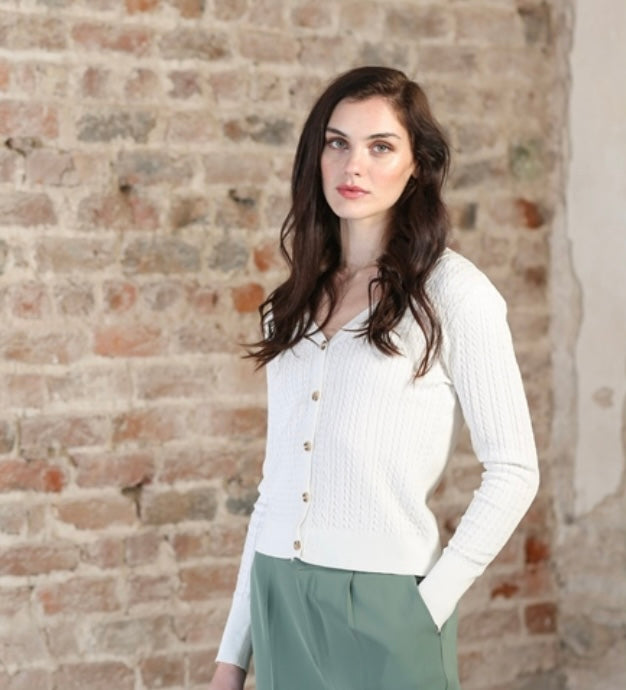 Barbara rr white knit cardi