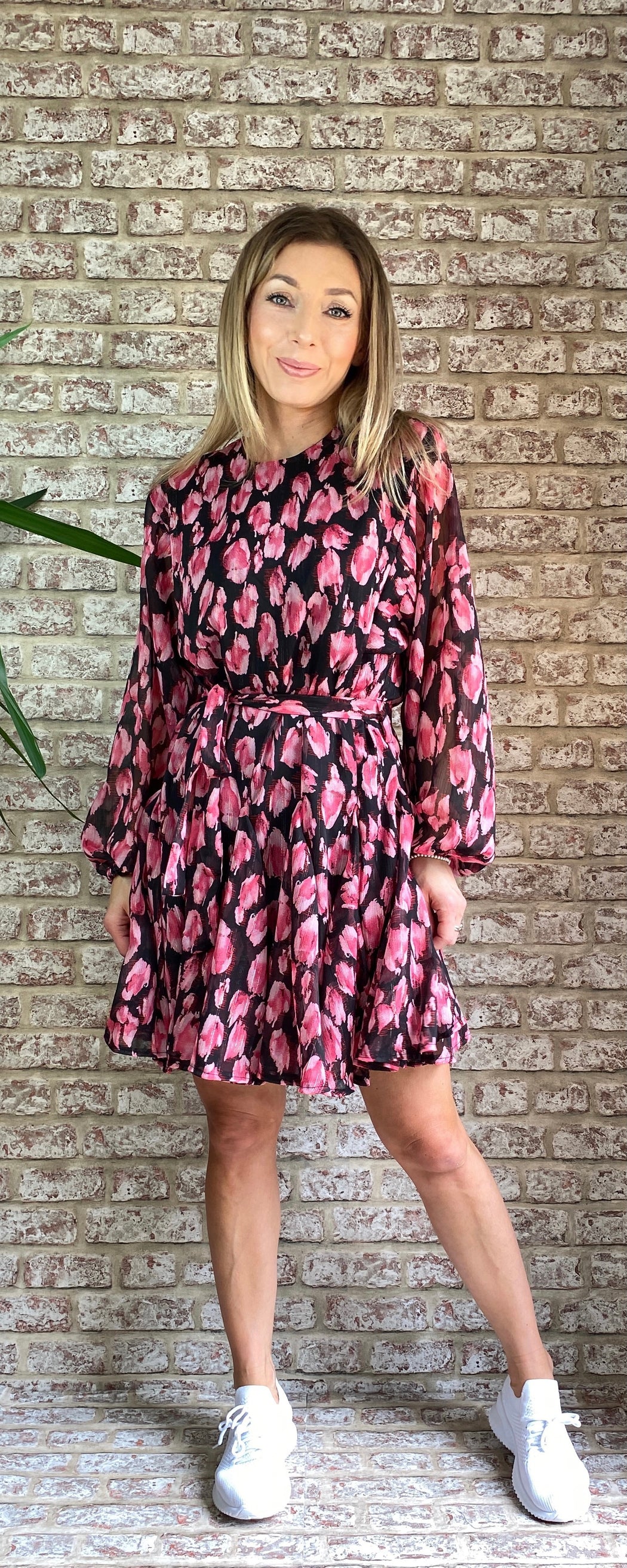 Black red Ivivi floral dress