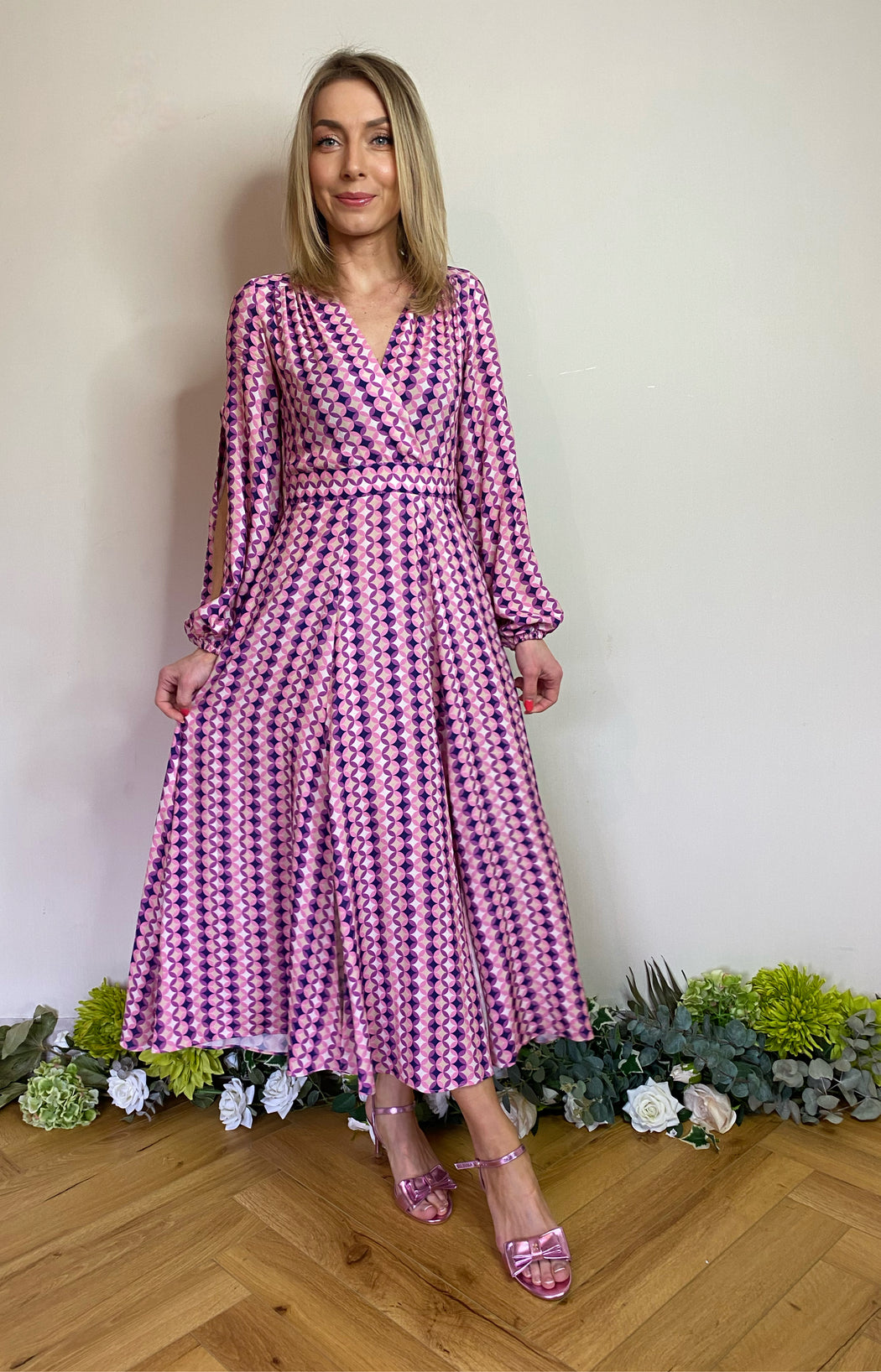 D9177 PINK FULL SKIRT WRAP DRESS