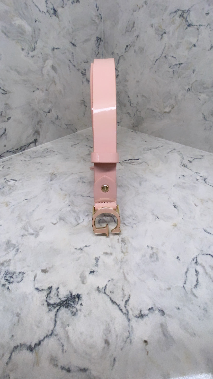 BW7578VIN25 Blush pink guess logo belt