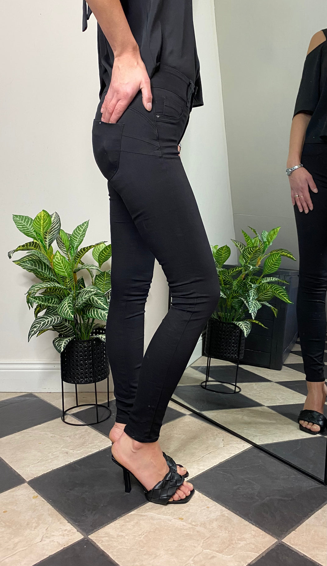 One size double up black 10007885