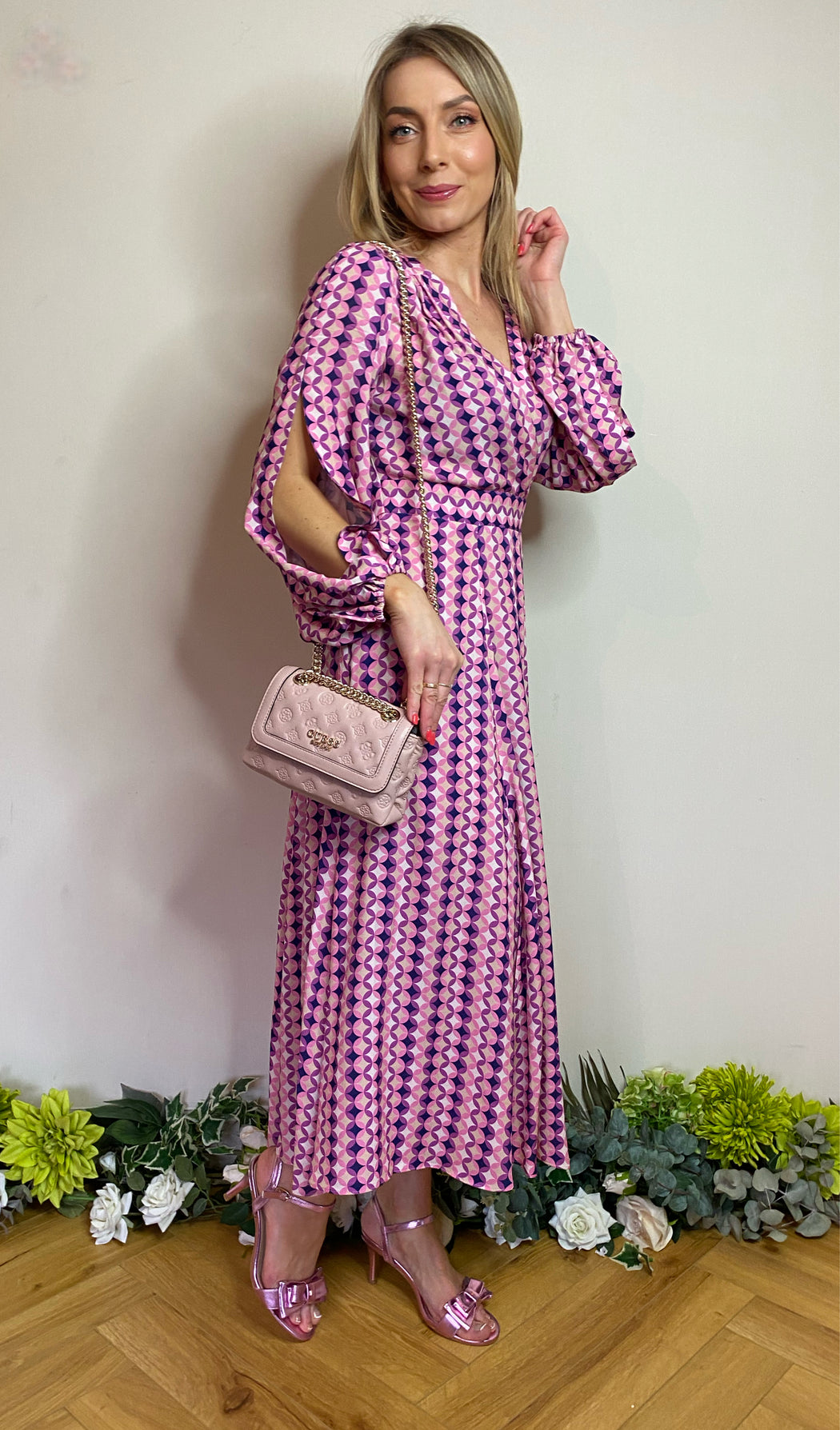 D9177 PINK FULL SKIRT WRAP DRESS