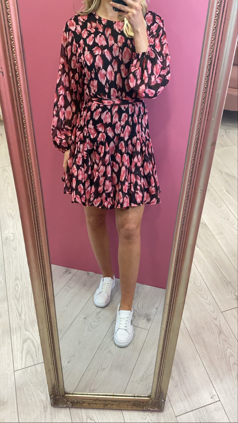 Black red Ivivi floral dress