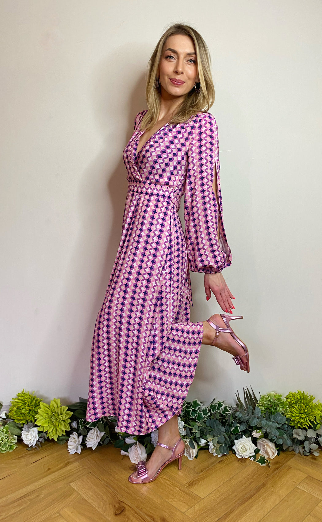 D9177 PINK FULL SKIRT WRAP DRESS