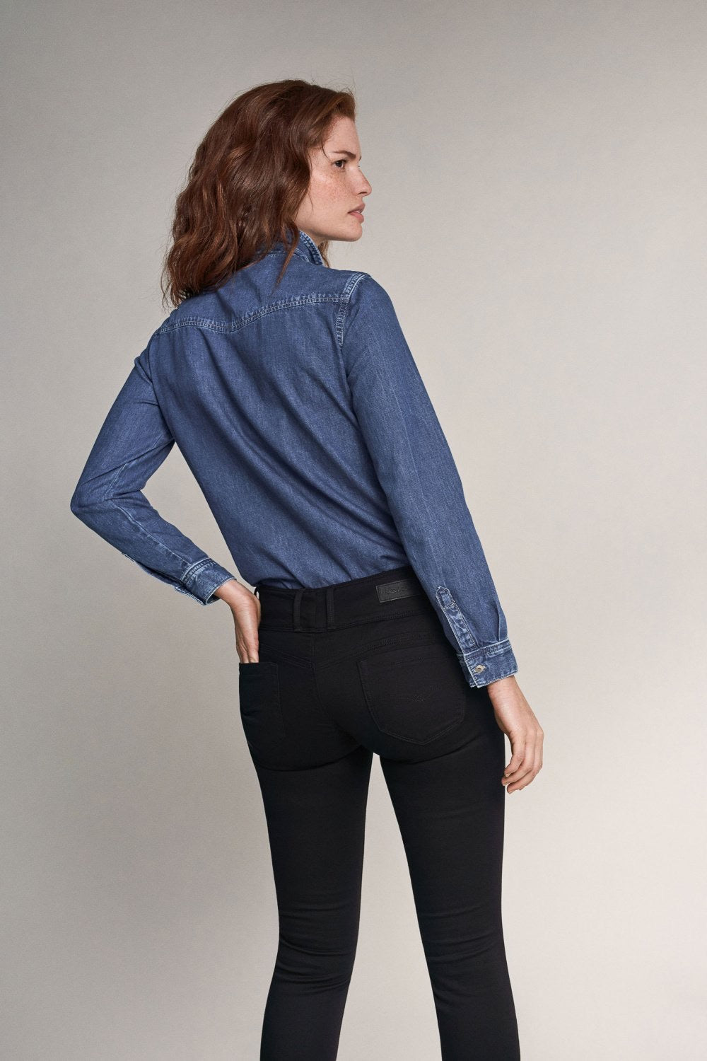 123425 MYSTERY PUSH UP SKINNY TRUE BLACK