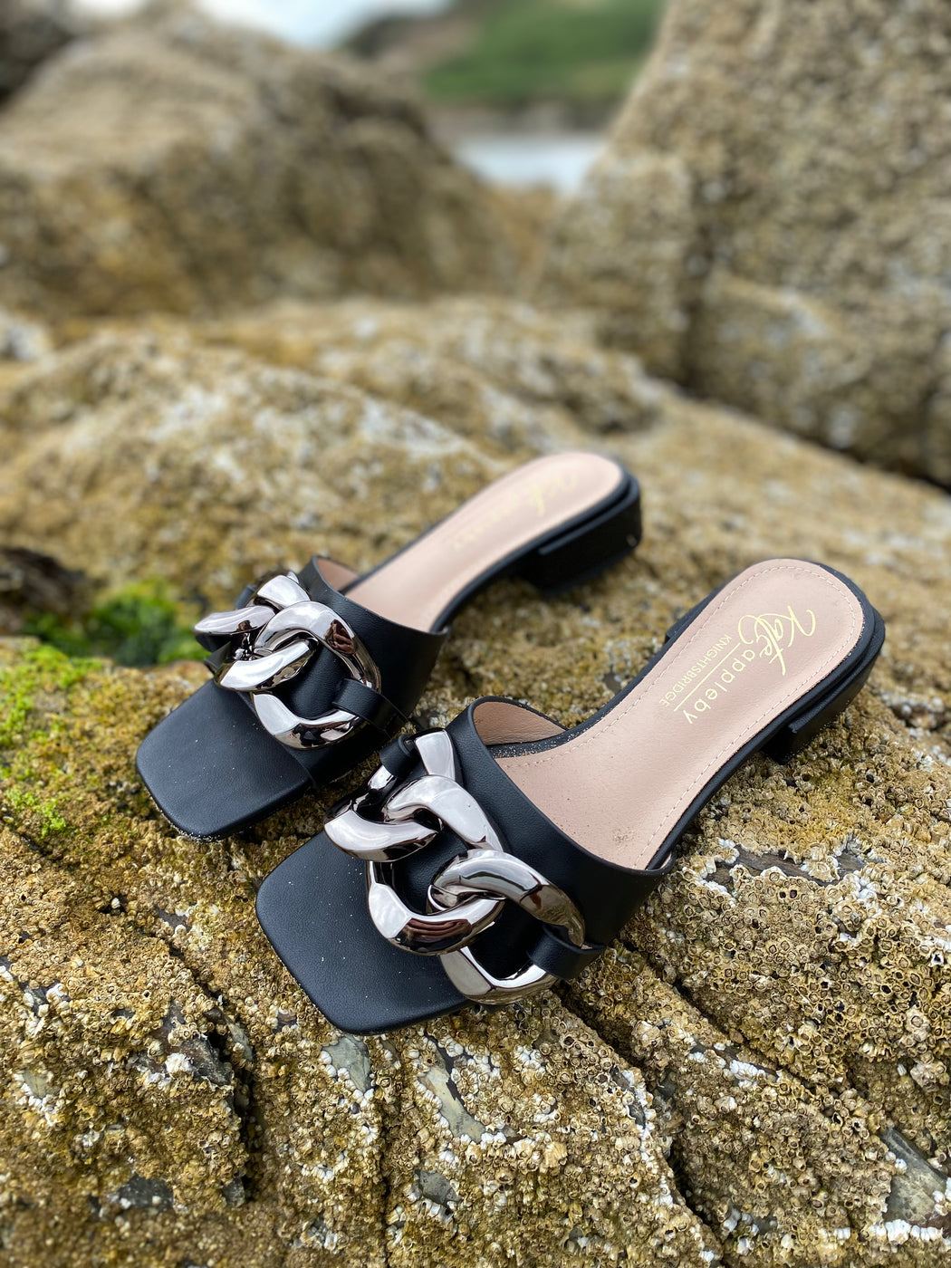 Mendip black Schwarz