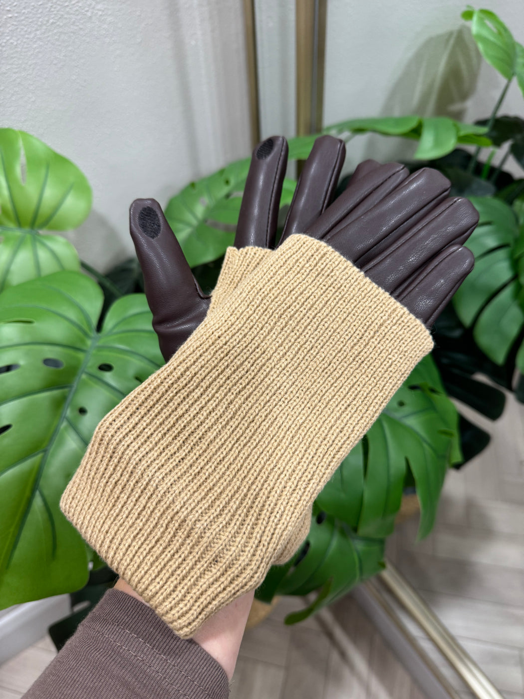 Amelie leather/knit gloves