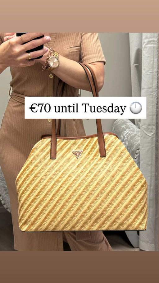 WS931829 Guess Vikky Bag