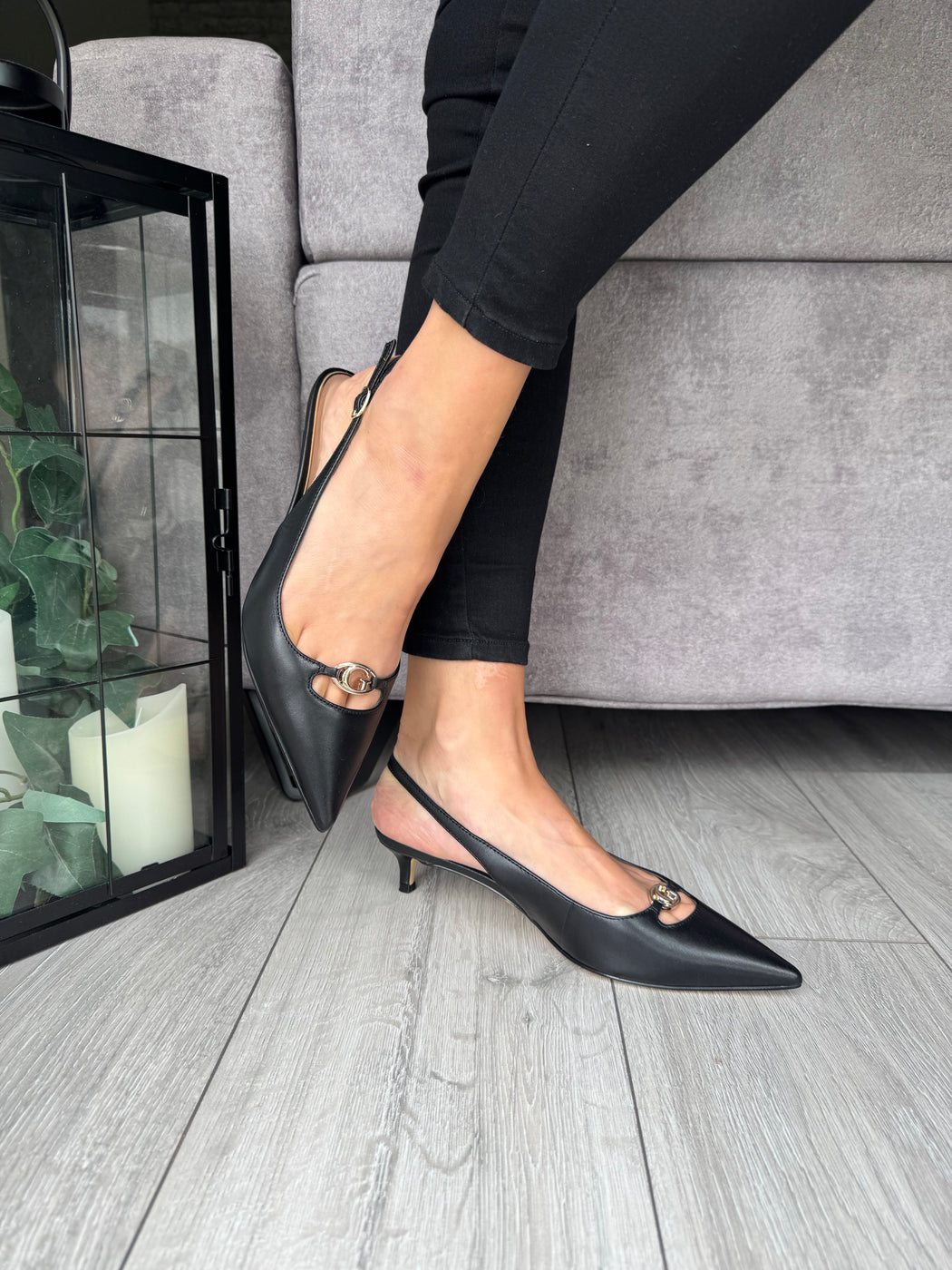 Guess black sling backs shoes FLTJESLEA05