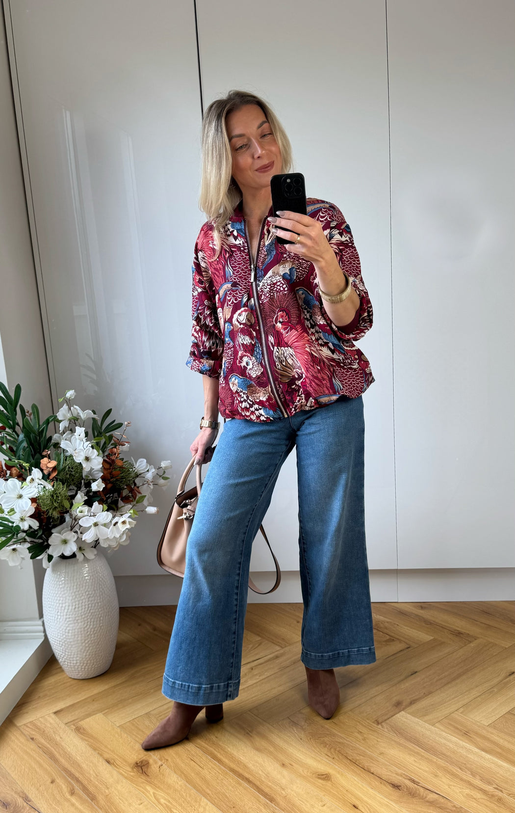 Satira wine bomber