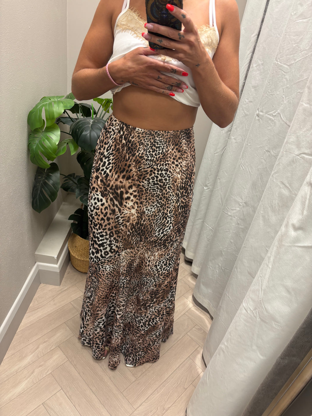 Guess Heloise Long Animal Print Skirt. W6BD24W4248