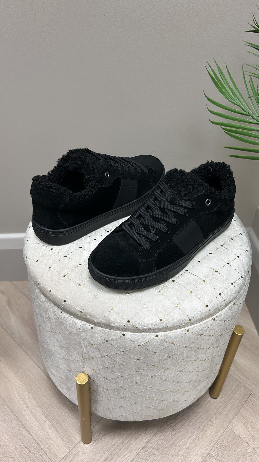 Flft0dsue12 black toda guess suede leather fur lined trainer