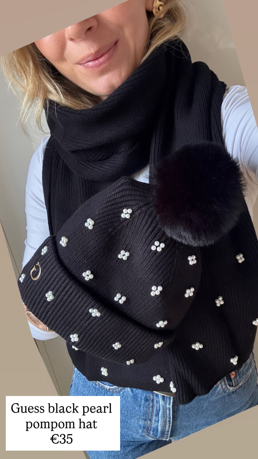 Guess black pearl pompom hat AW5635VIS01 - BLA