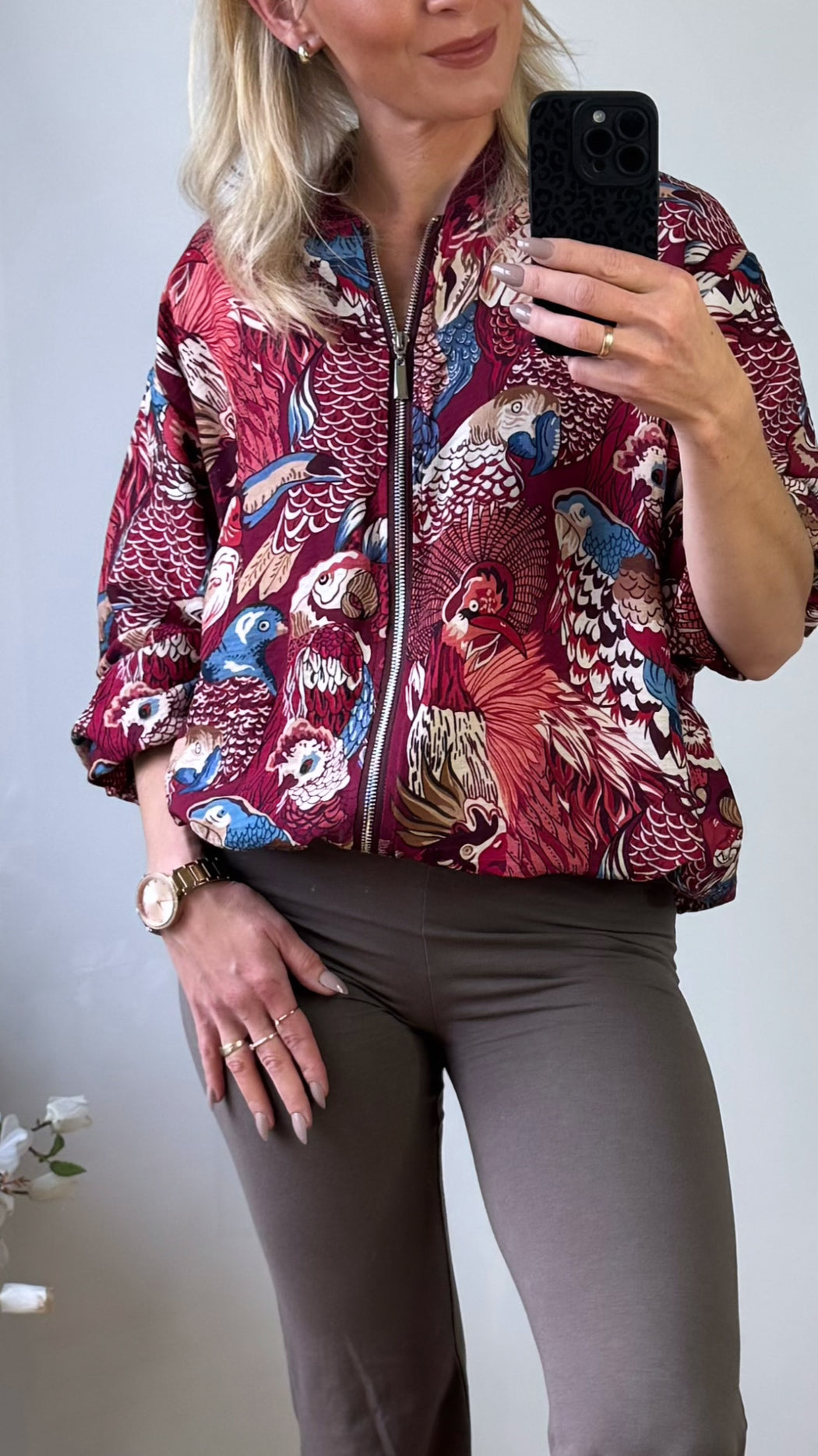Satira wine bomber