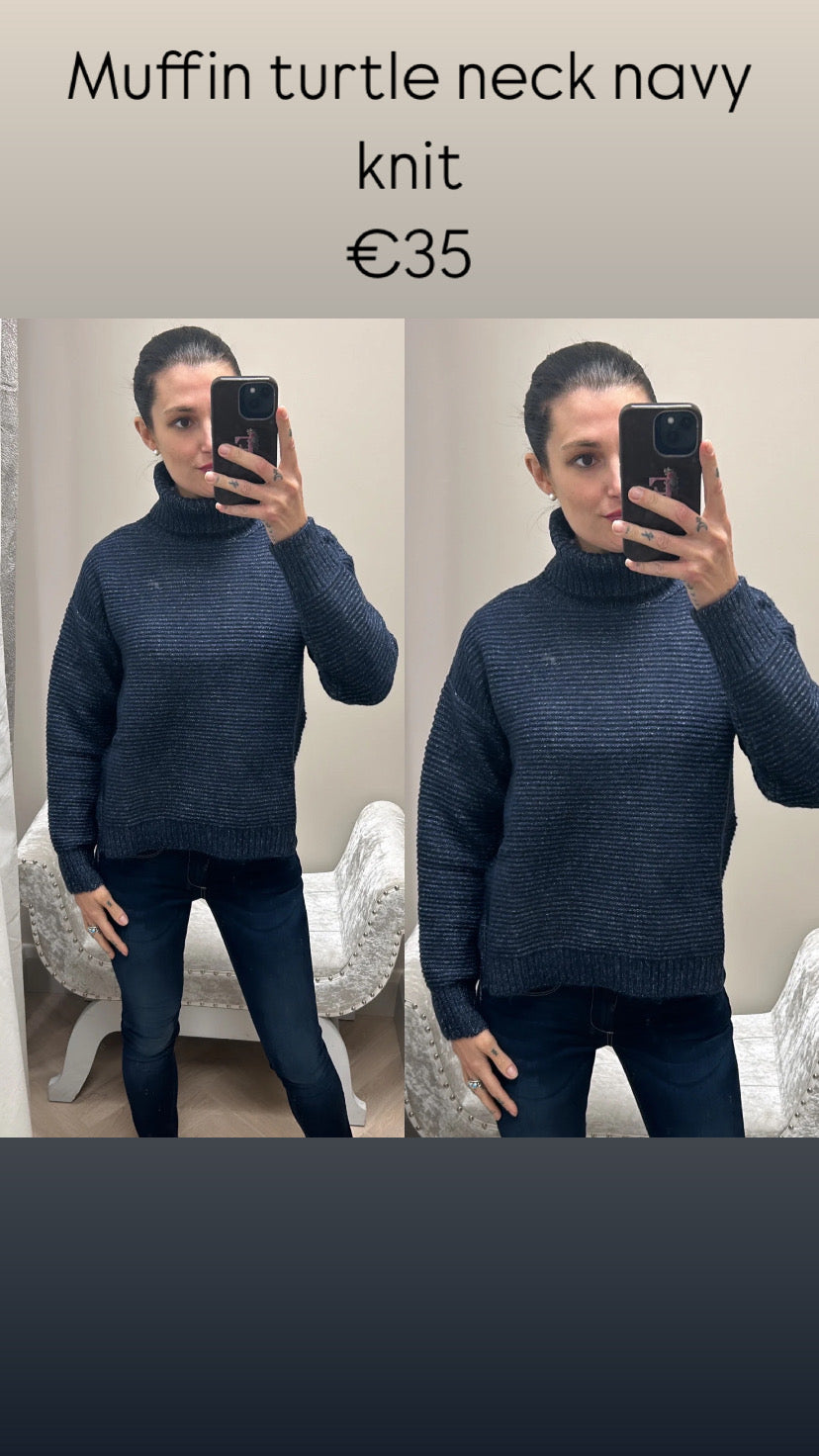 Muffin turtle neck navy knit