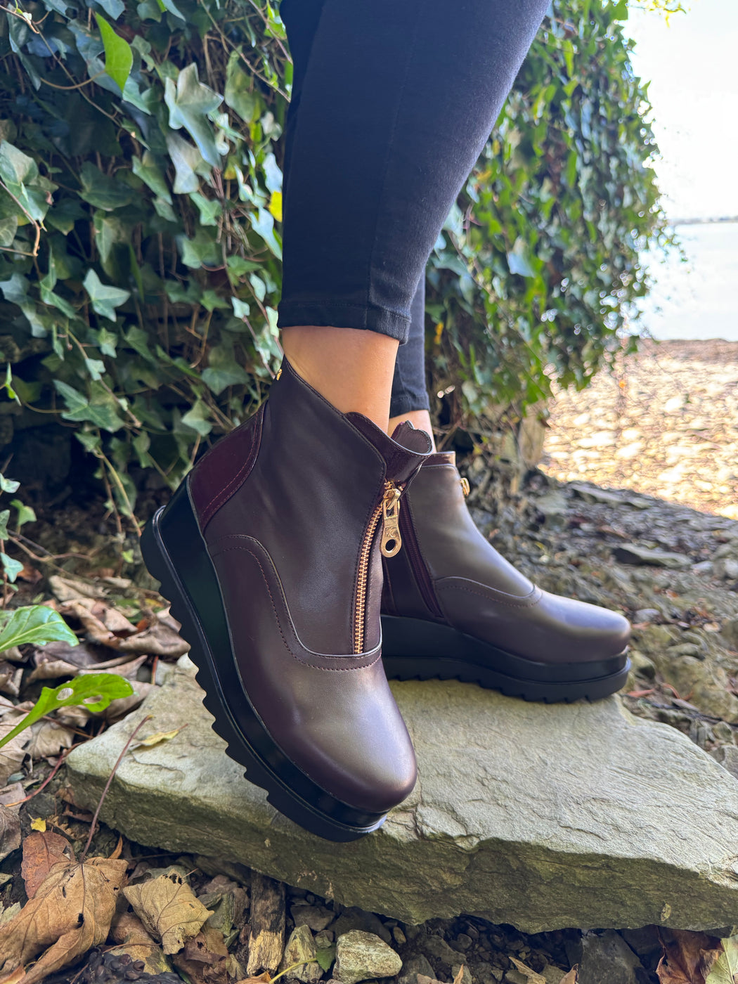 Pottery damson boots