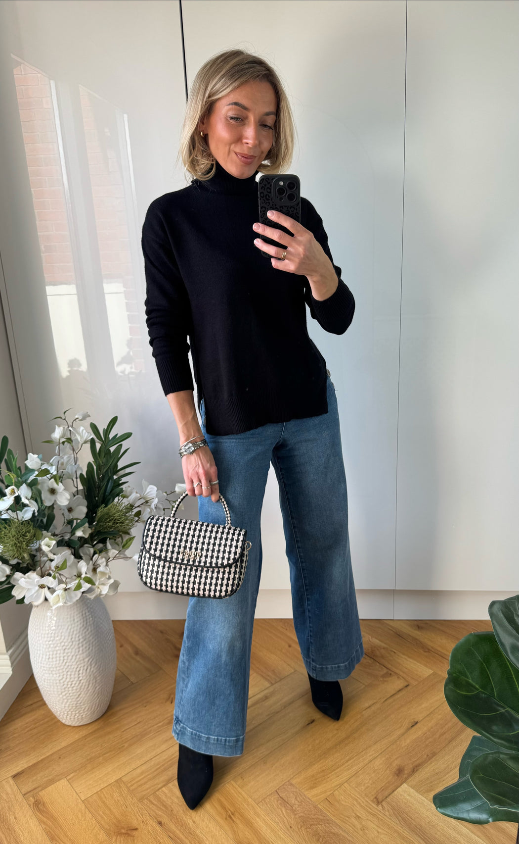 Mab black polo neck