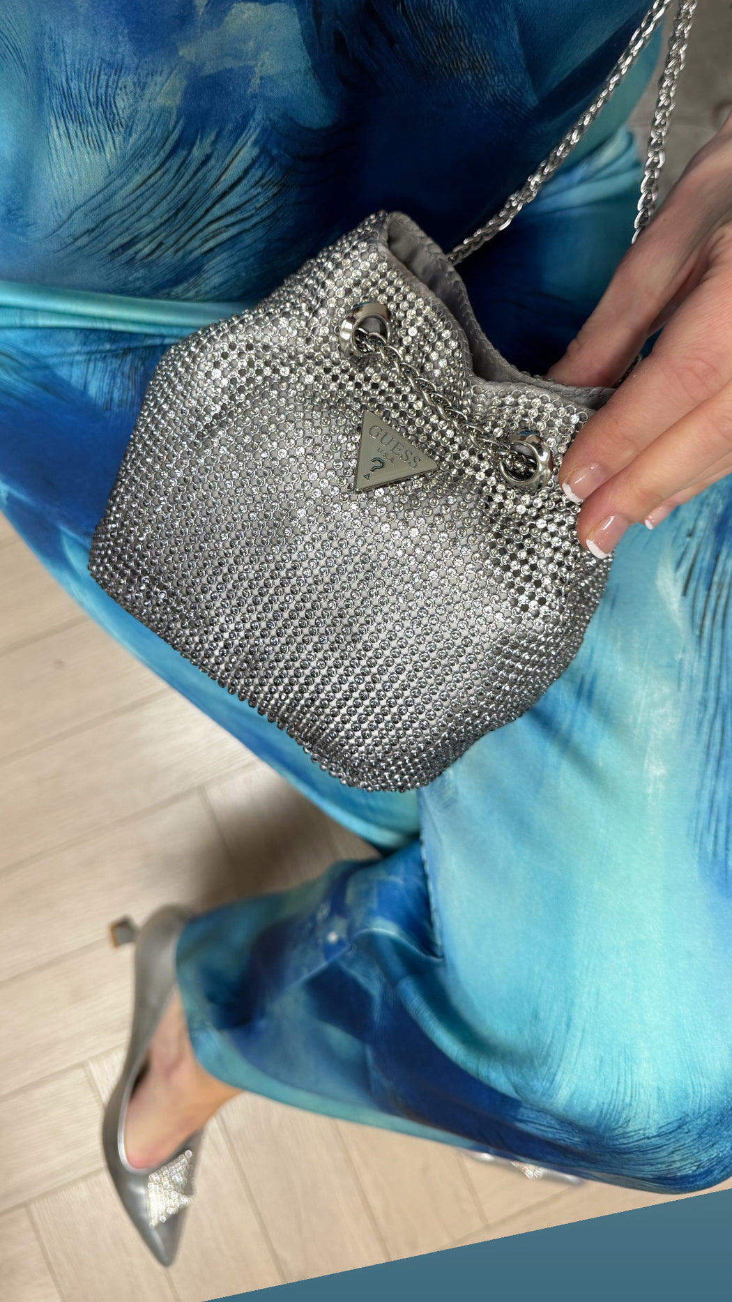 Guess ombré silver zalina mini pouch OY935075