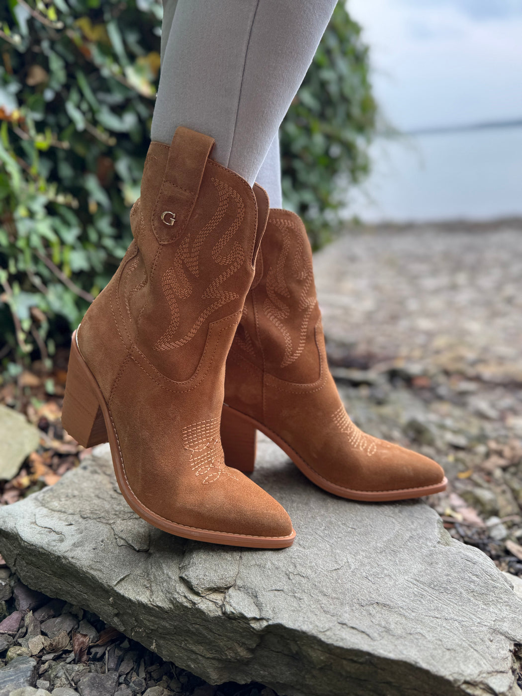 Guess 3/4 suede boots FLTSALSUE10