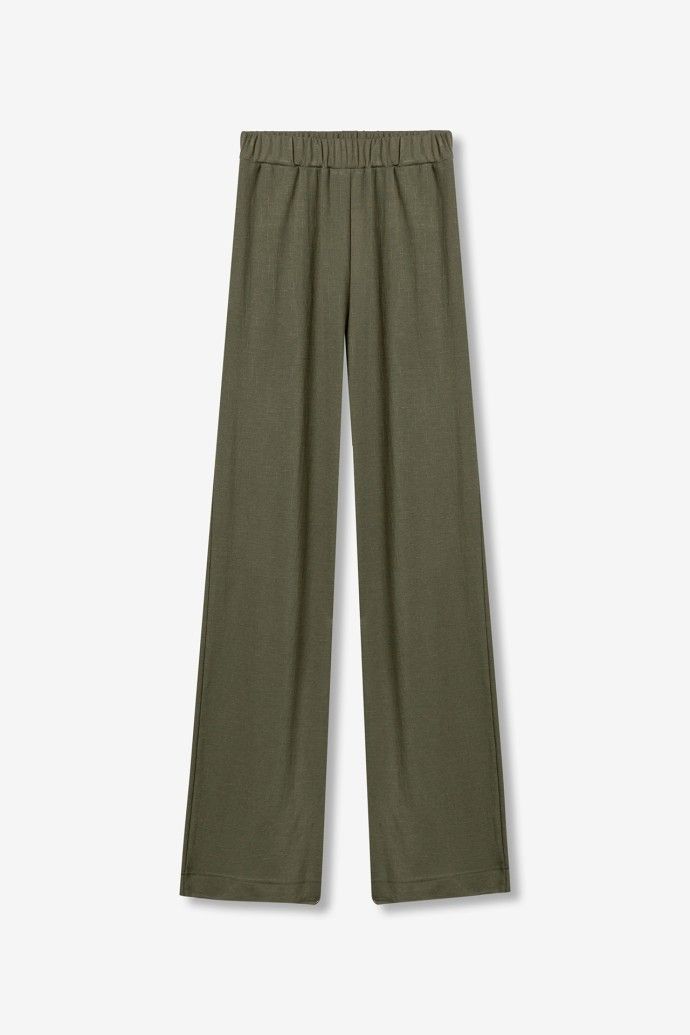 Mellow green trousers