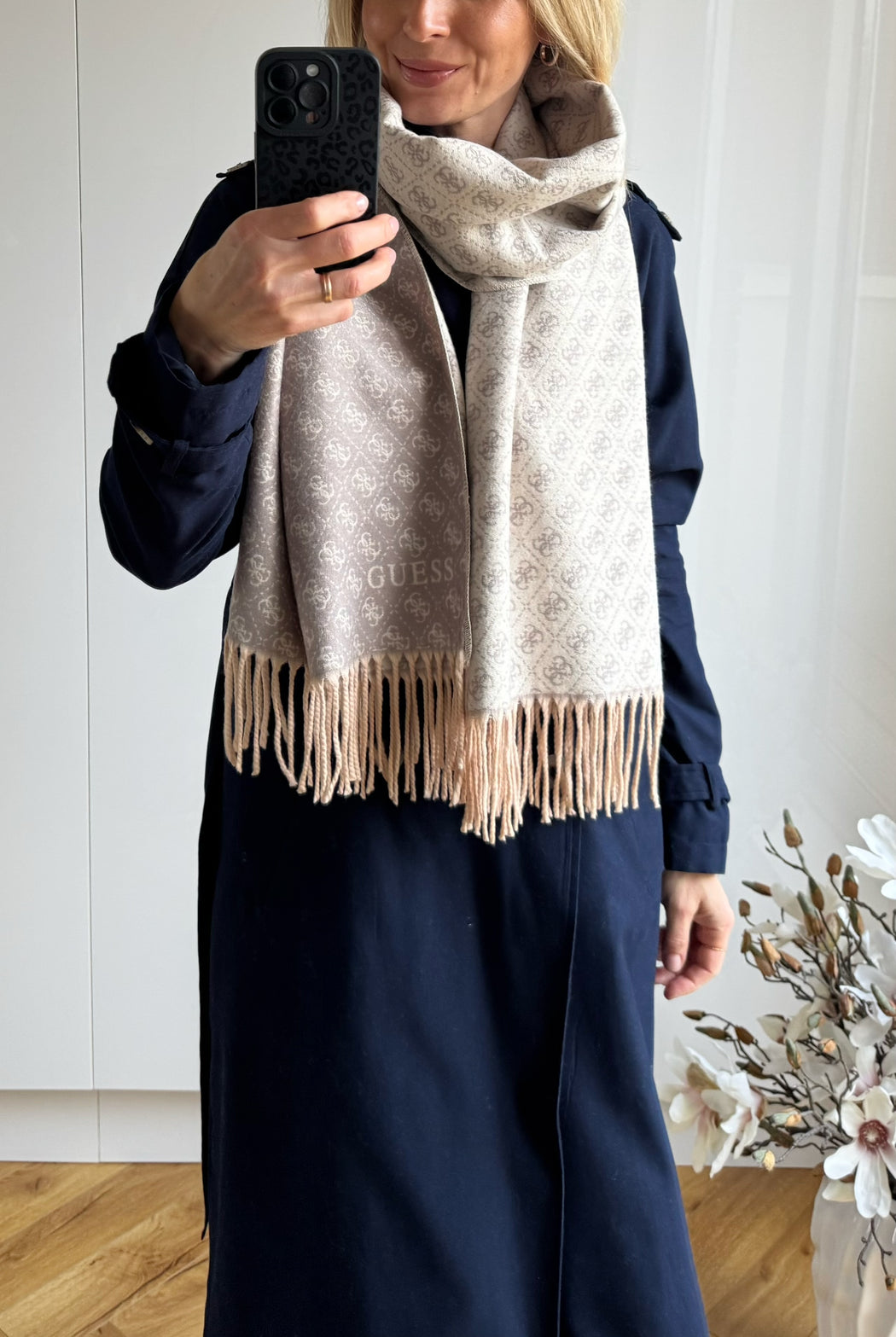Guess grey/beige scarf AW5423POL03 - GRY