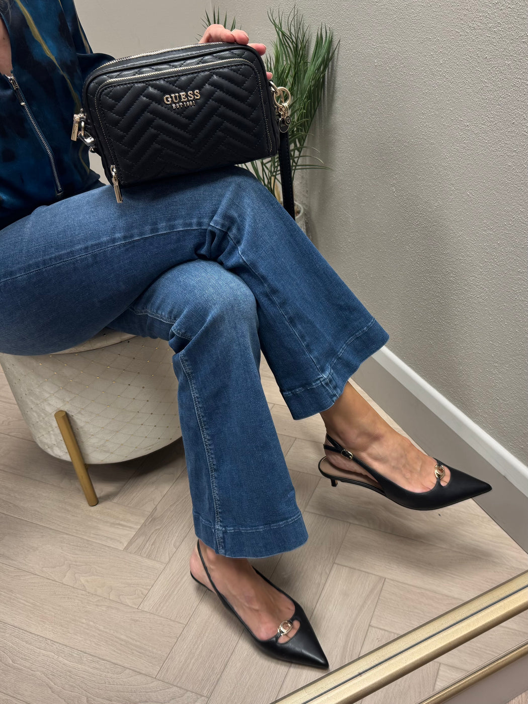 Guess black sling backs shoes FLTJESLEA05