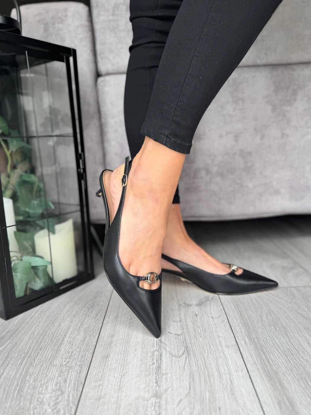 Guess black sling backs shoes FLTJESLEA05
