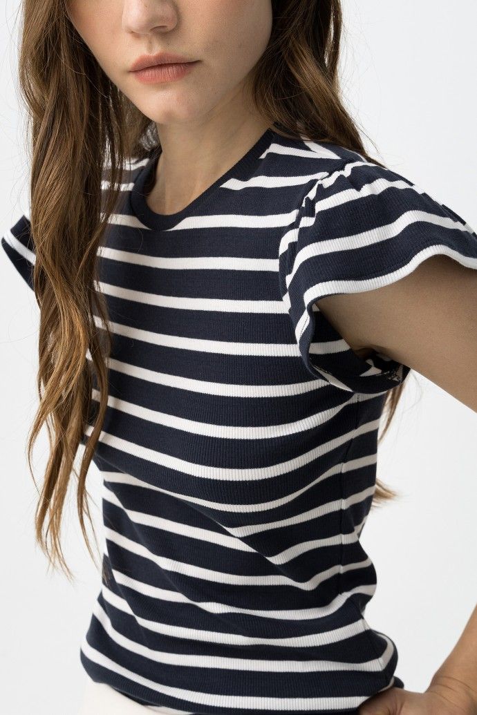 Gavi-2 navy /white t shirt