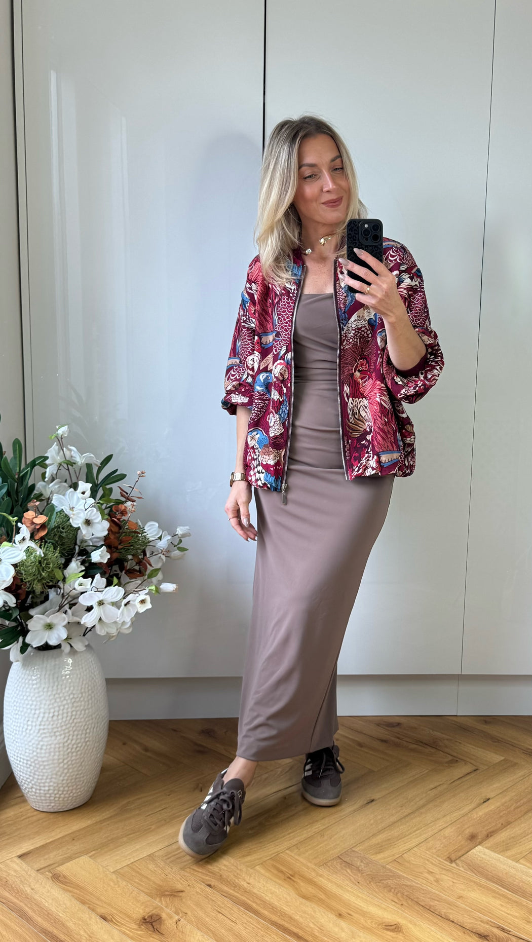 Satira wine bomber