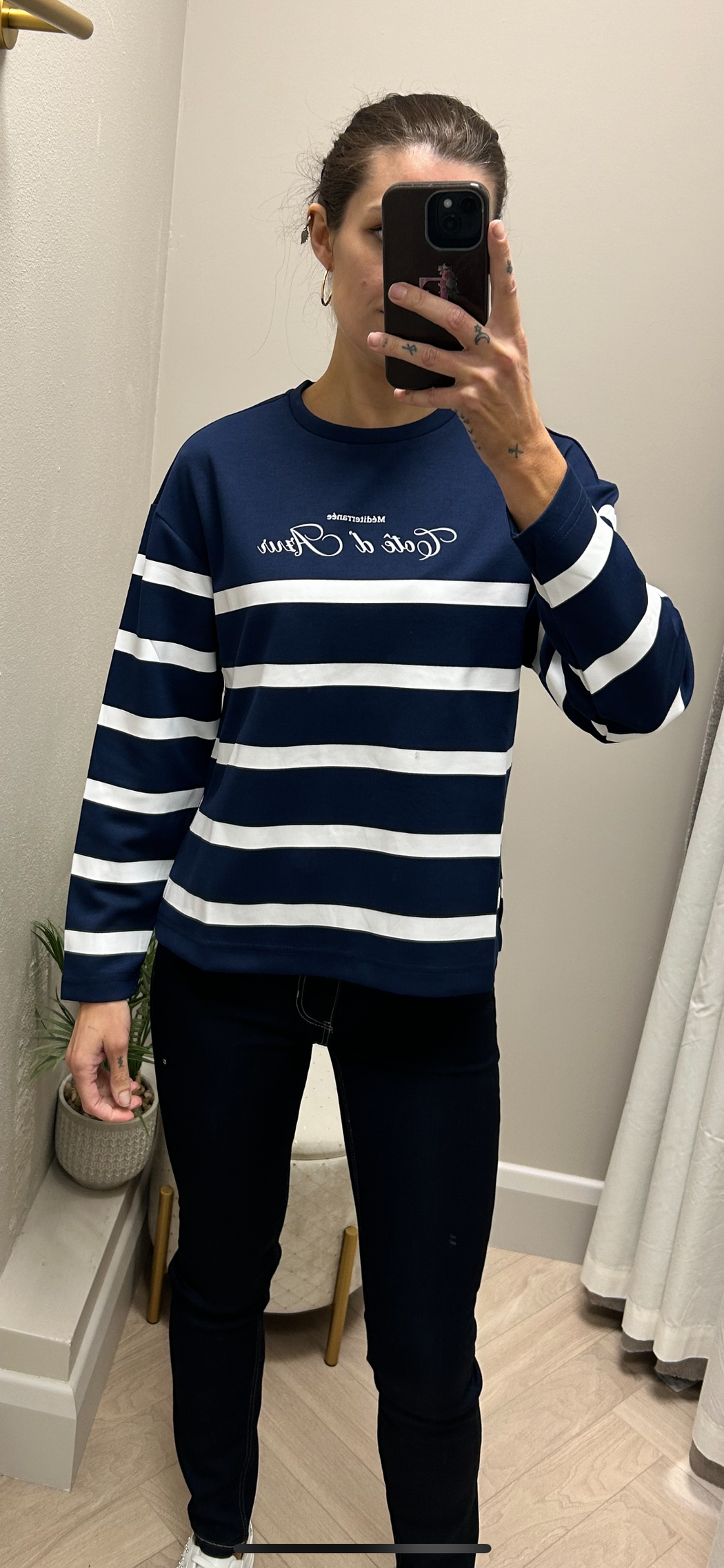 Robin navy sweater top