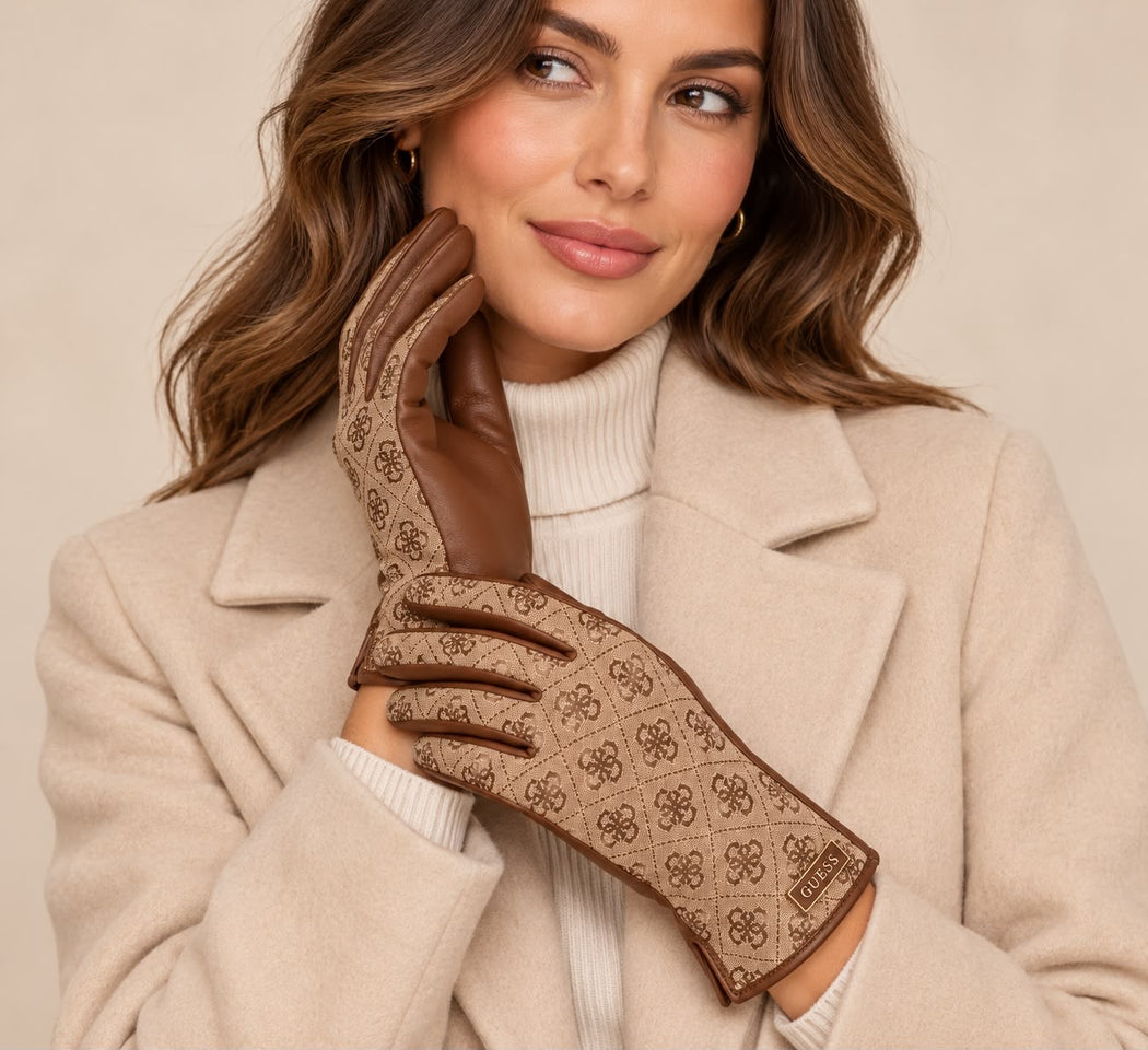 Guess logo gloves