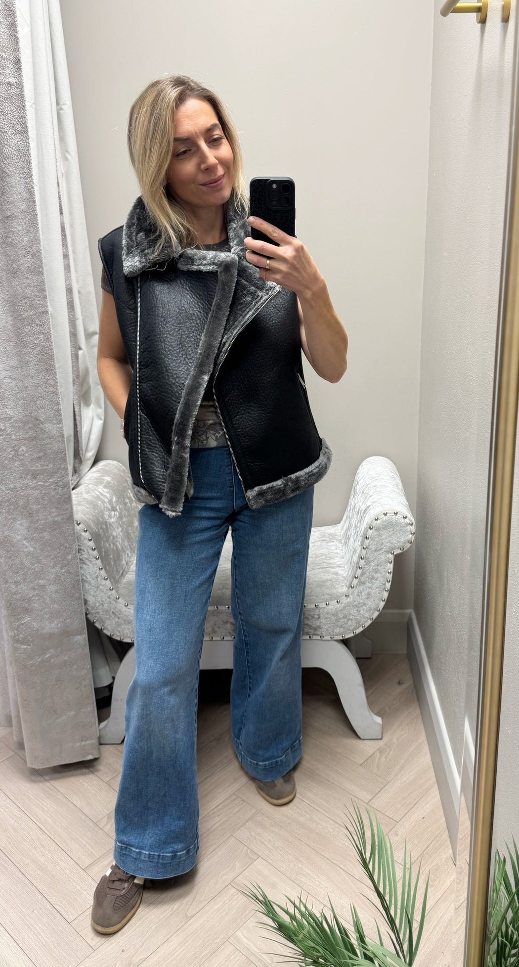 Icy gilet
