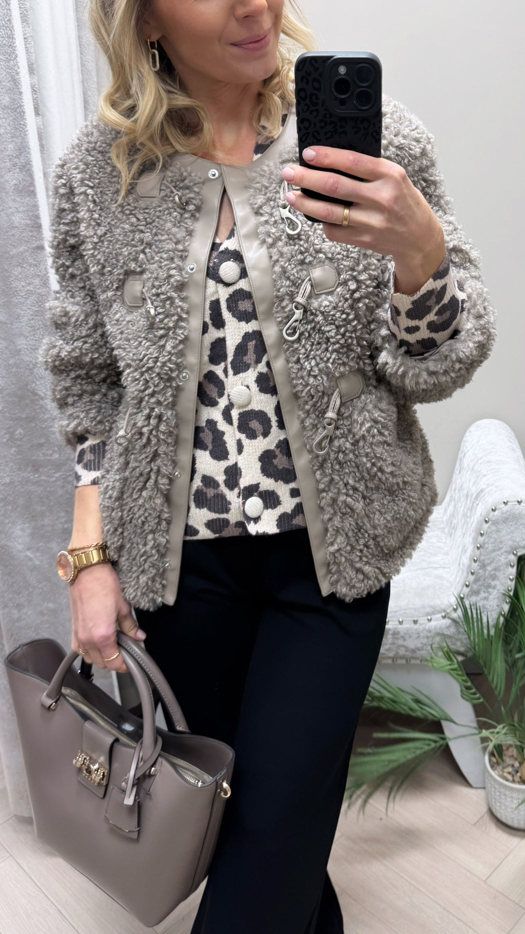 Guess teddy faux fur jacket