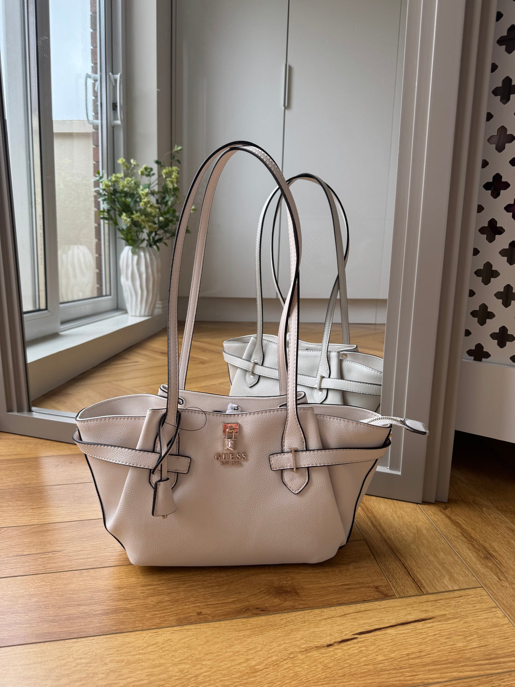 Guess yesba offwhite BG783308