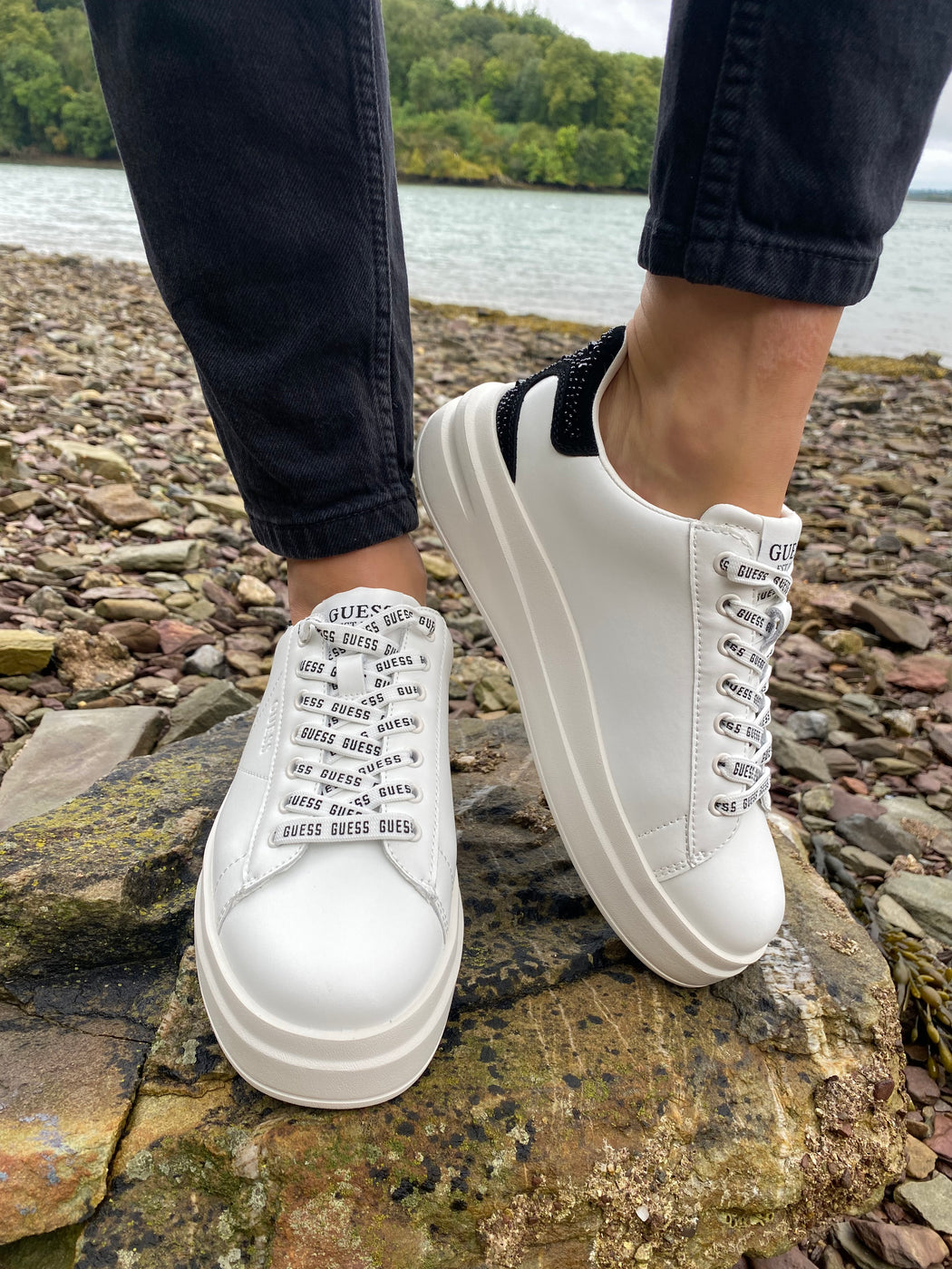 Guess Elbina white trainers FLTELBLEA12