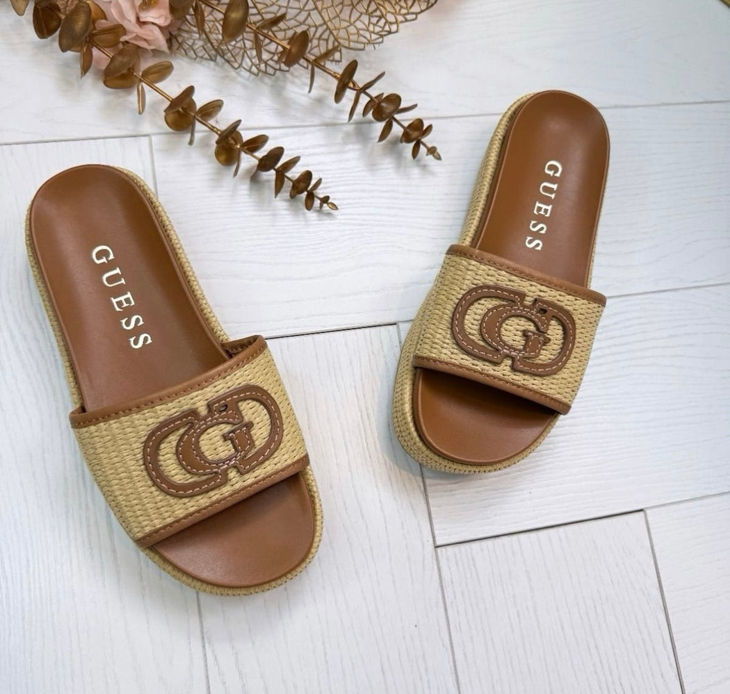 Guess natural cognac slider