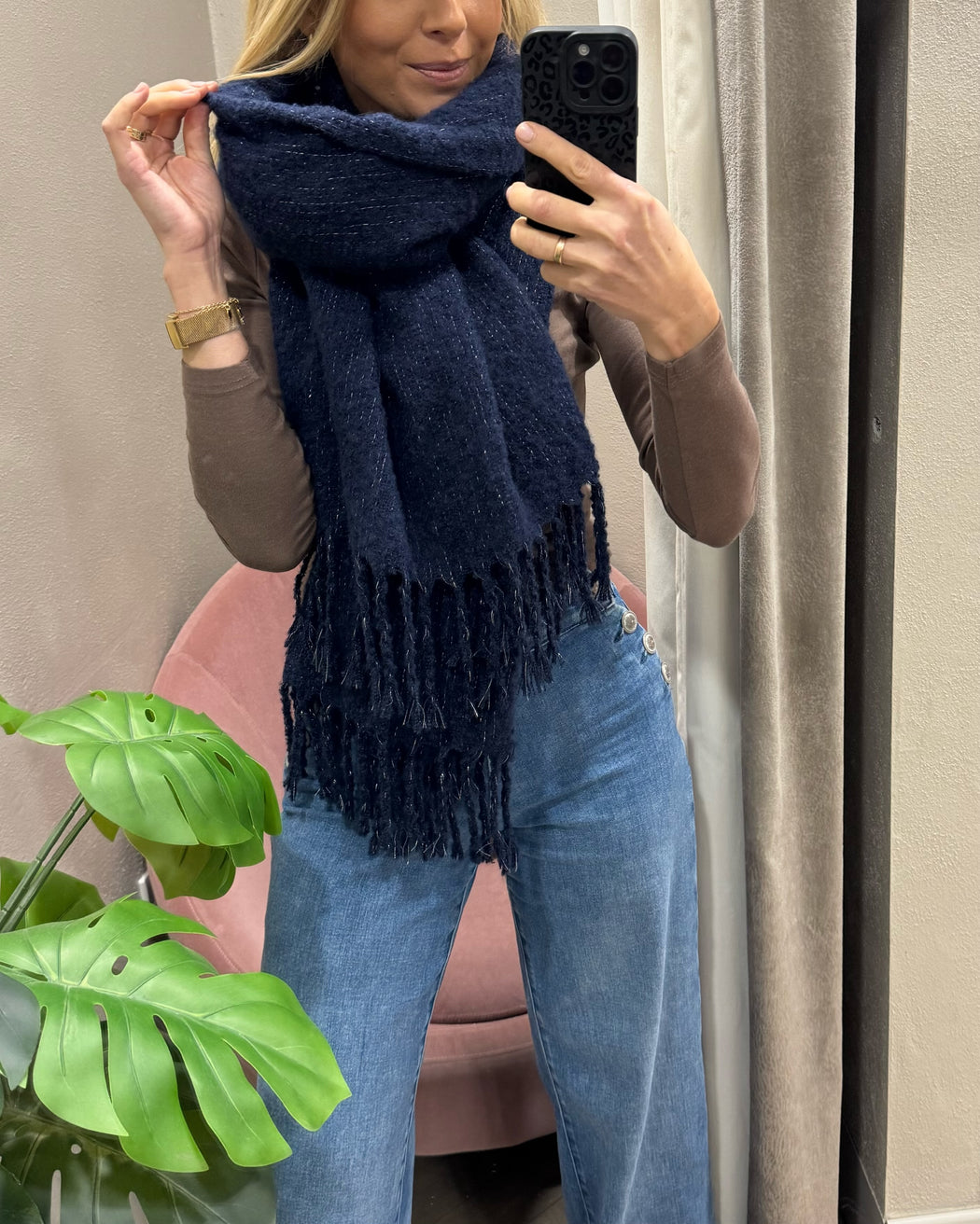 Nora knitted dark navy scarf