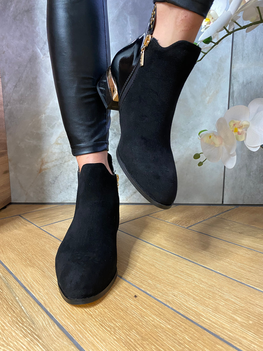 Alce  black boots