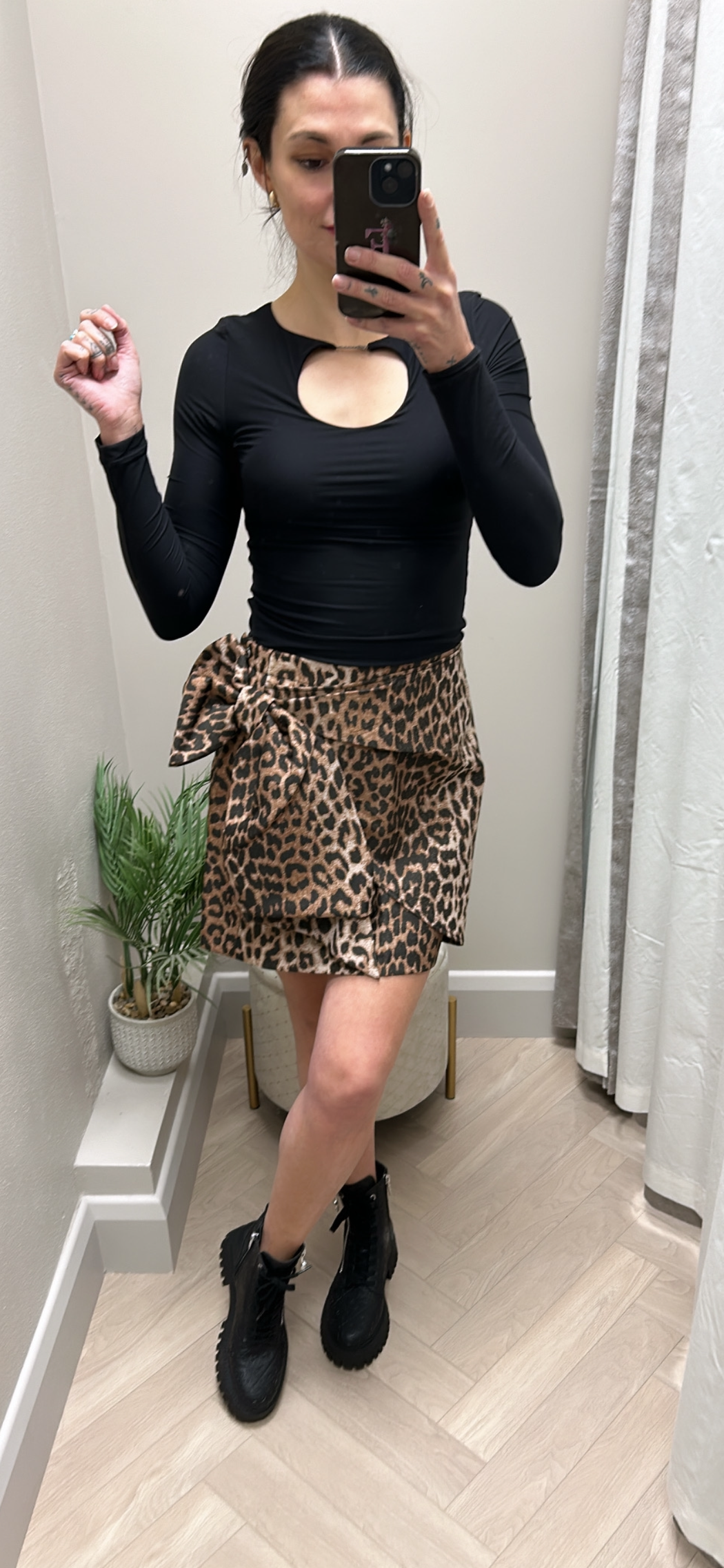 W4bd57wgIj2 guess leopard bow skirt