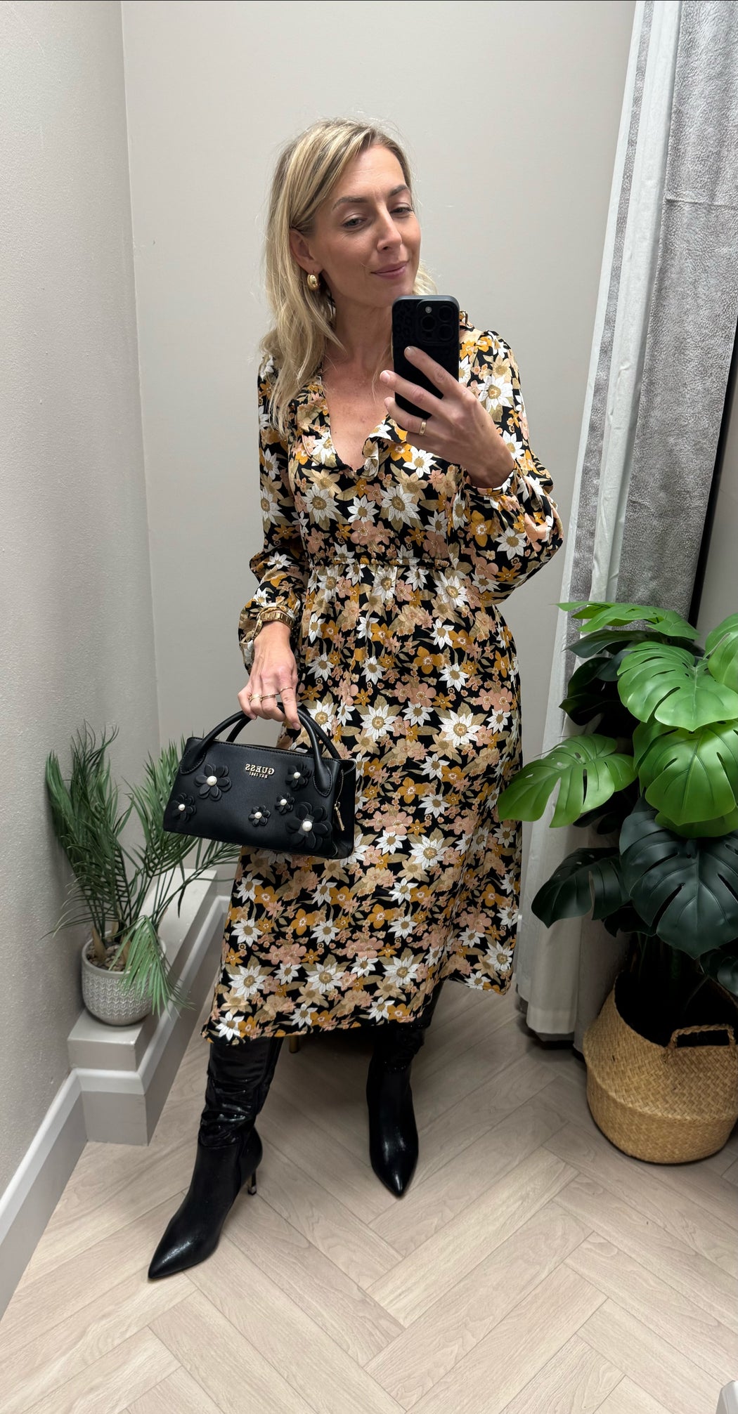 Cinch black floral print dress