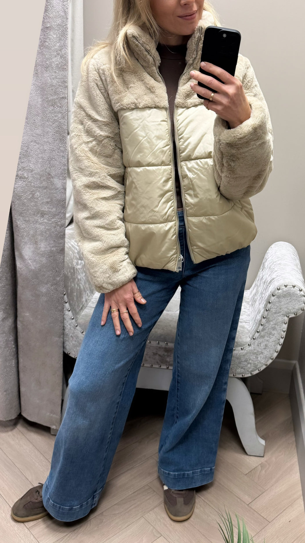 Popperes beige jacket