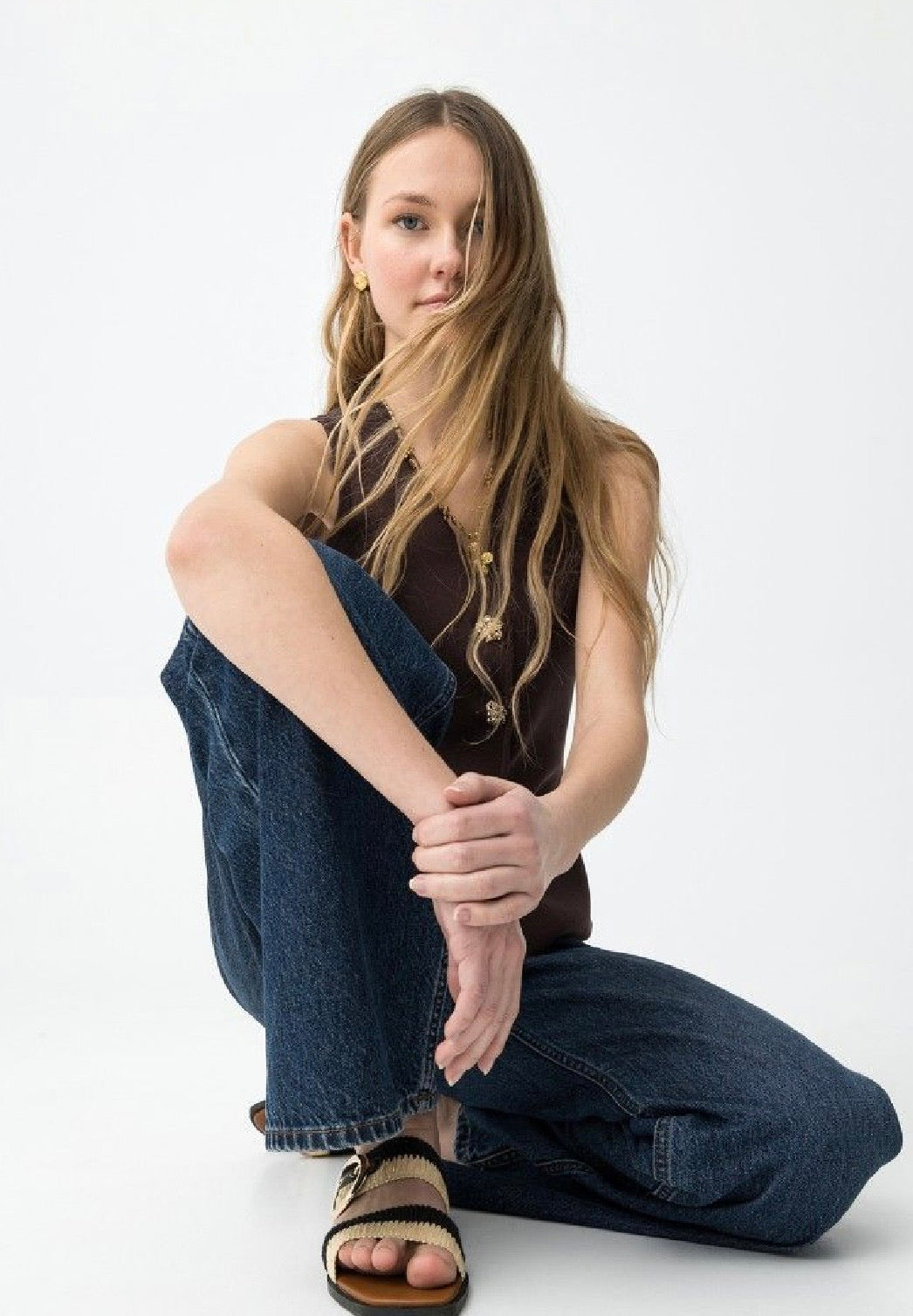 Fleur brown button waistcoat