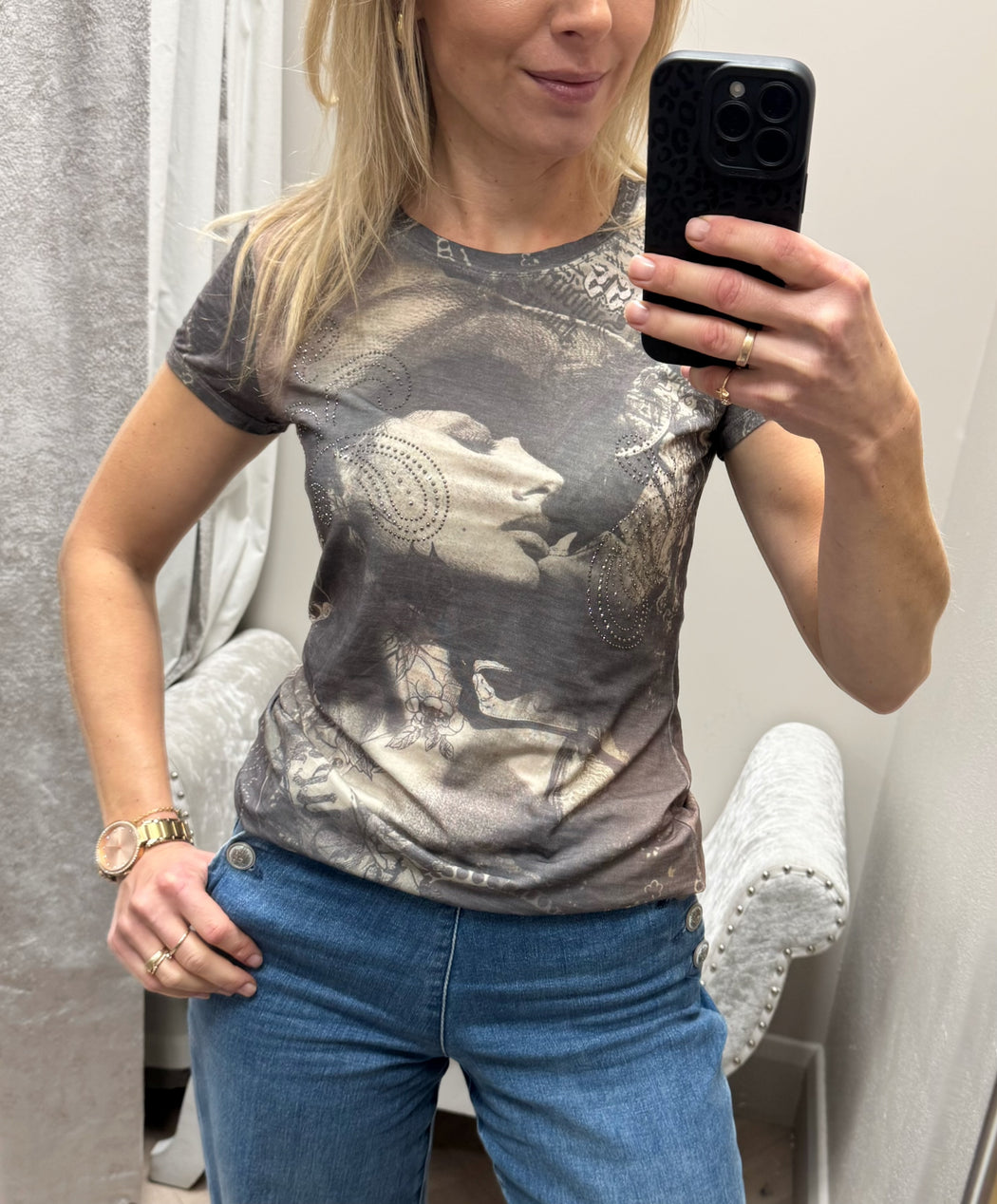 Guess nostalgia rhinestone tee
