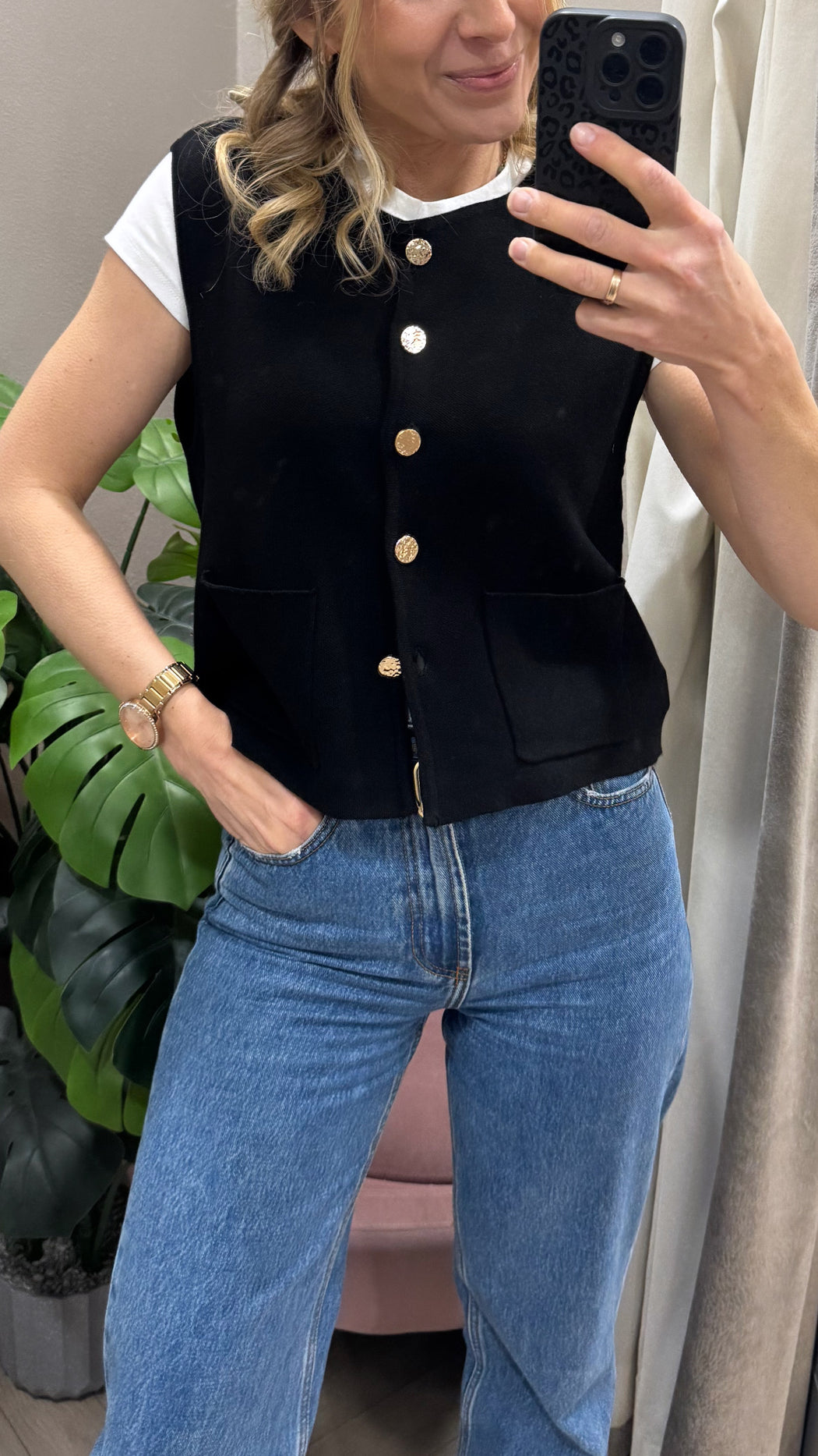 Hallow  black sleeveless