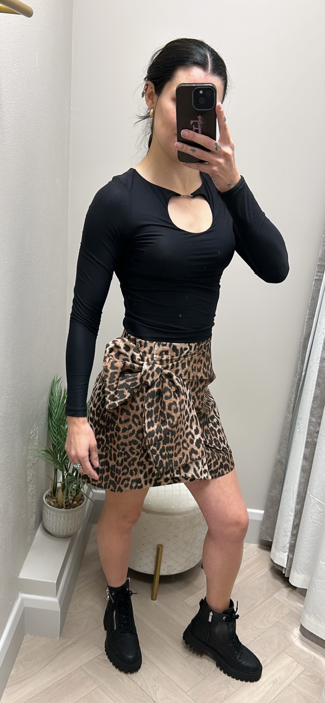 W4bd57wgIj2 guess leopard bow skirt