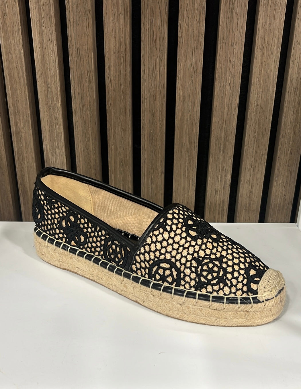 Guess black leather trim espradrils